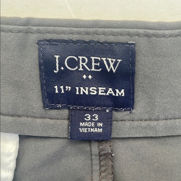 J. Crew Gray 11” Inseam Flat Front Shorts Size 33 - Picture 3 of 12